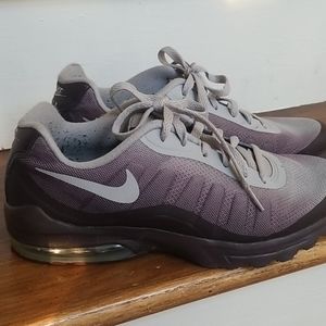 Nike Air Max Sneakers